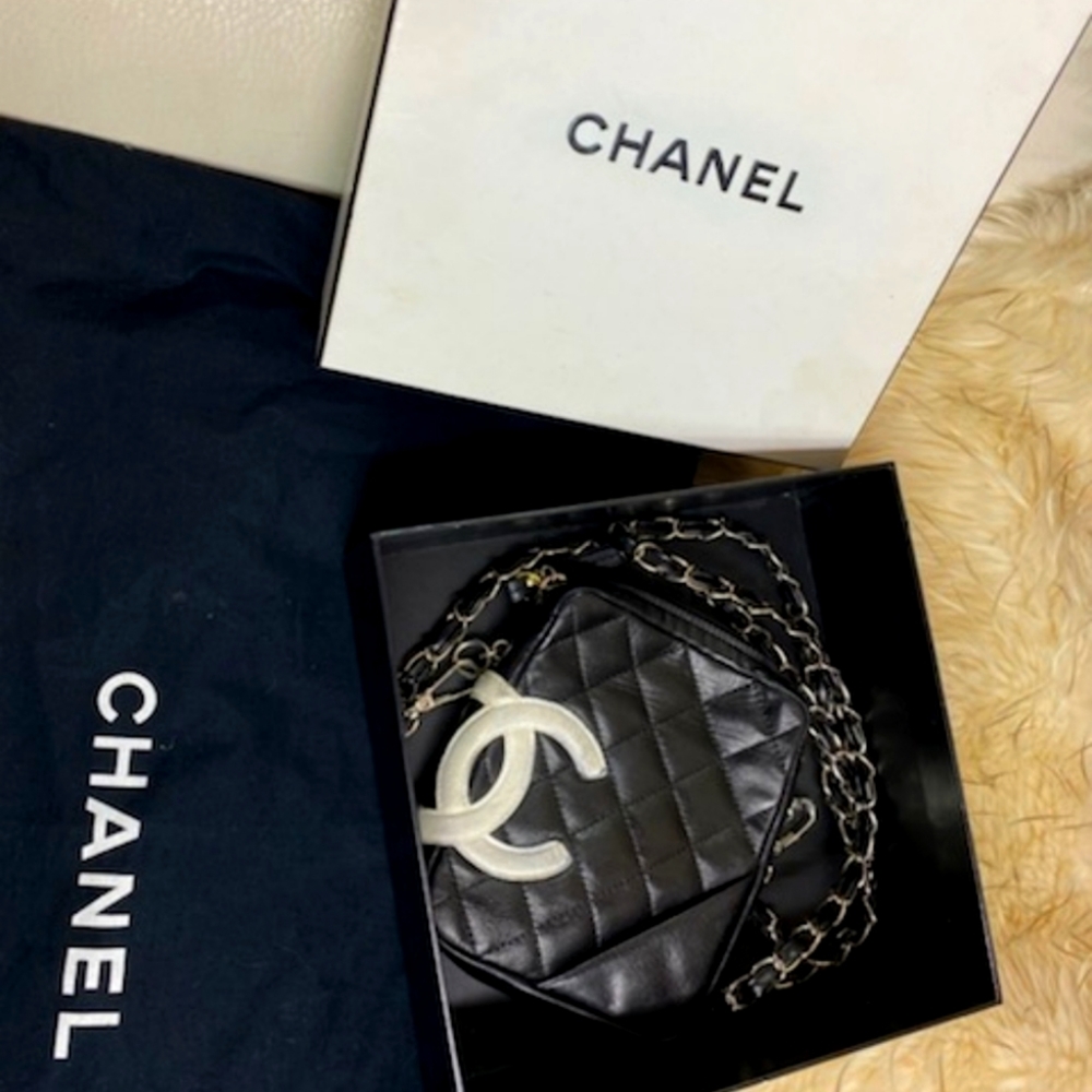 🌼🍒🌼BEAUTIFUL BAG CHANEL CROSSBODY🌼🍒🌼